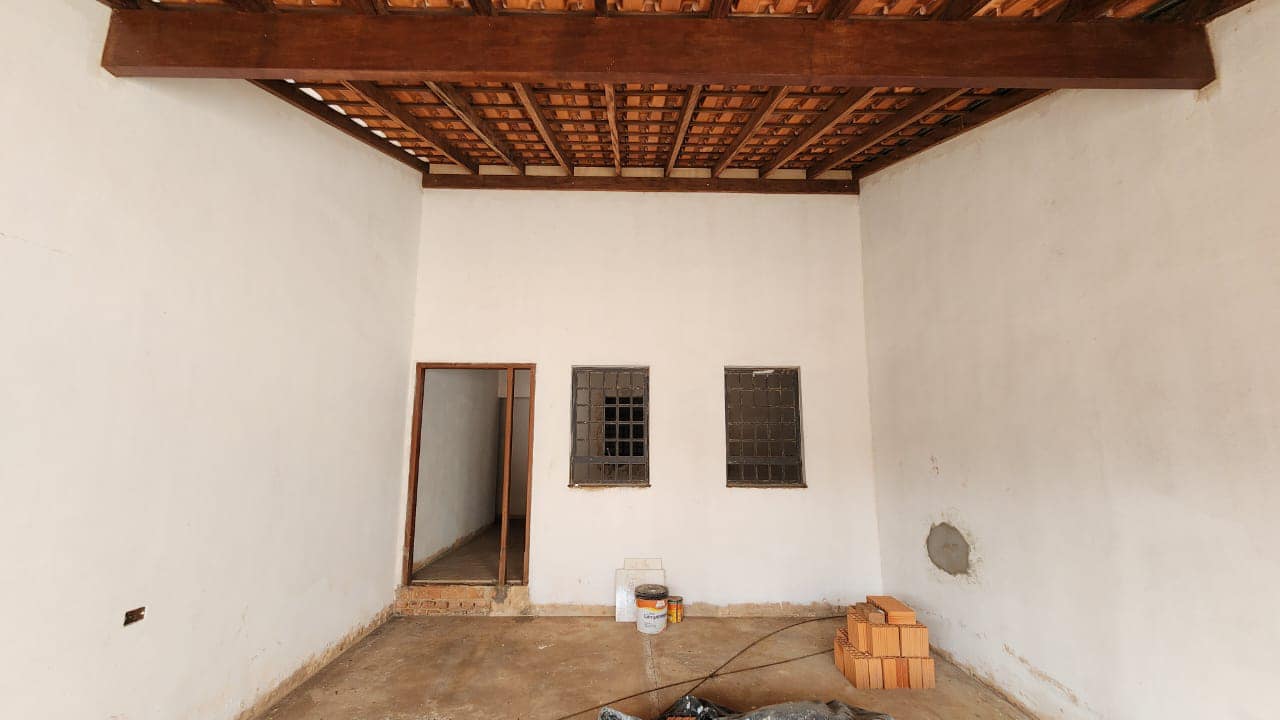 CASA RESIDENCIAL EM FASE DE ACABAMENTO FINAL- EXCELENTE LOCALIZAÇÃ, Rua João Pessoa, n 39- Centro