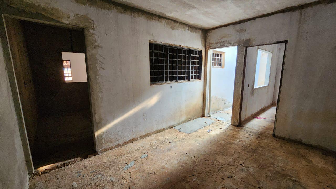 CASA RESIDENCIAL EM FASE DE ACABAMENTO FINAL- EXCELENTE LOCALIZAÇÃ, Rua João Pessoa, n 39- Centro