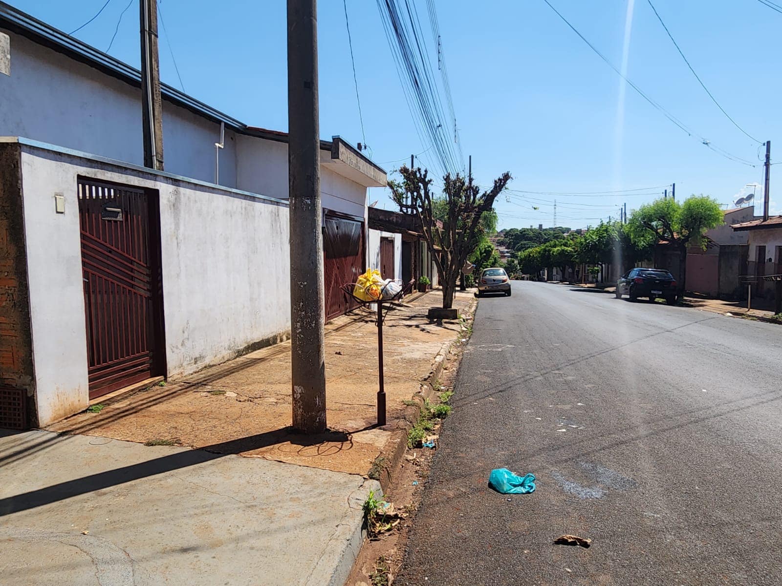 3 Casas Residencial - Vila Bonatti ( Otima oportunidade para Locação)