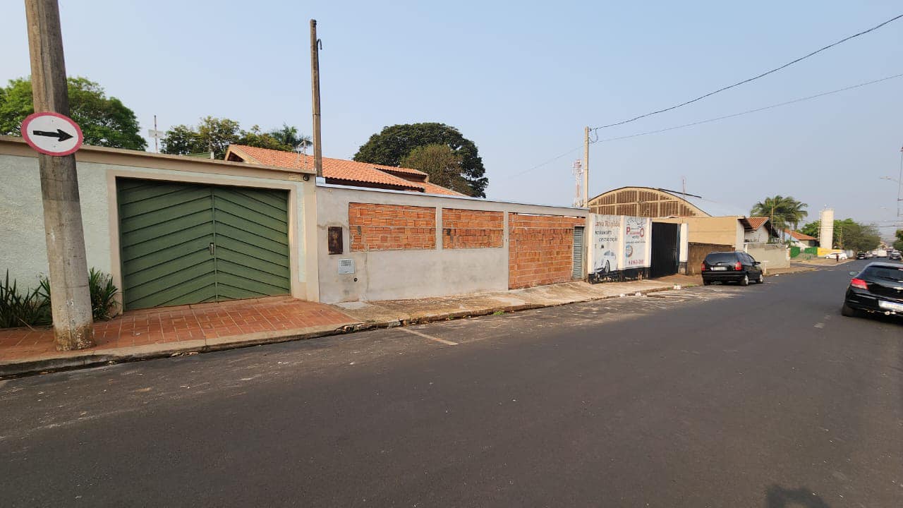 CASA RESIDENCIAL EM FASE DE ACABAMENTO FINAL- EXCELENTE LOCALIZAÇÃ, Rua João Pessoa, n 39- Centro