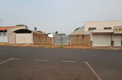 TERRENO MURADO EXCELENTE LOCALIZAÇÃO” PRÓXIMO À HAPVIDA E CORINTINHA” Rua Dom Bosco , n539- Centro