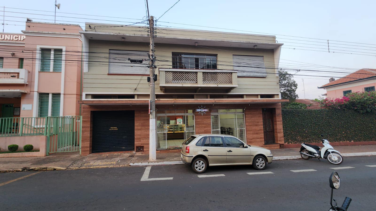 IMÓVEL COMERCIAL E RESIDENCIAL NO CENTRO / ÓTIMA LOCALIZAÇÃO Rua Prudente de Moraes, n527
