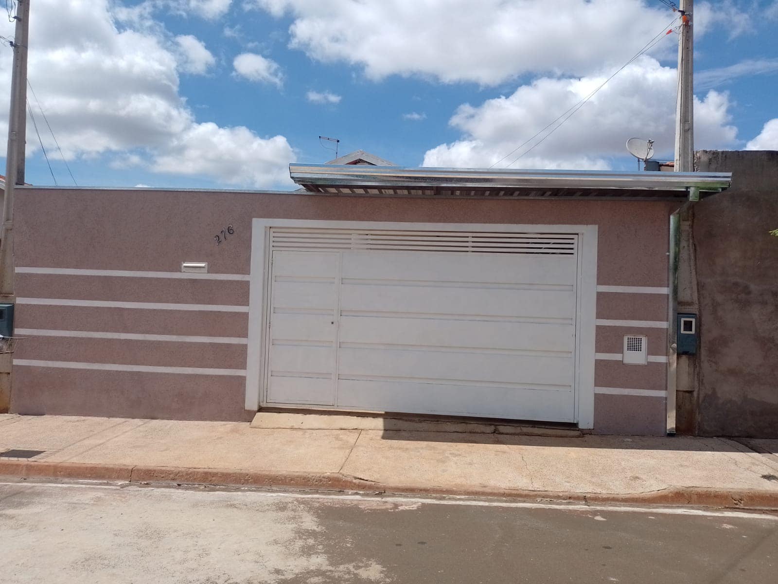 Casa Rua Fautino de Toledo, n276, Bairro Parque Terras de Santa Maria