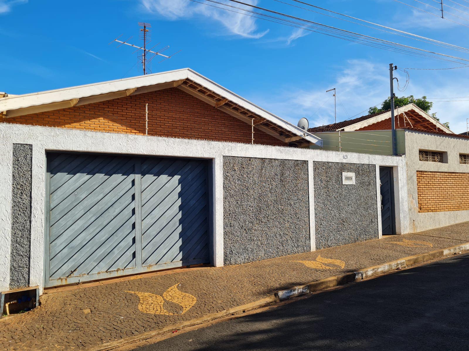 Casa Rua Das Graças , n 145- Vila Santa Therezinha