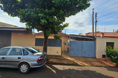 Duas Casas Rua Juliana, n201- Jardim São Carlos