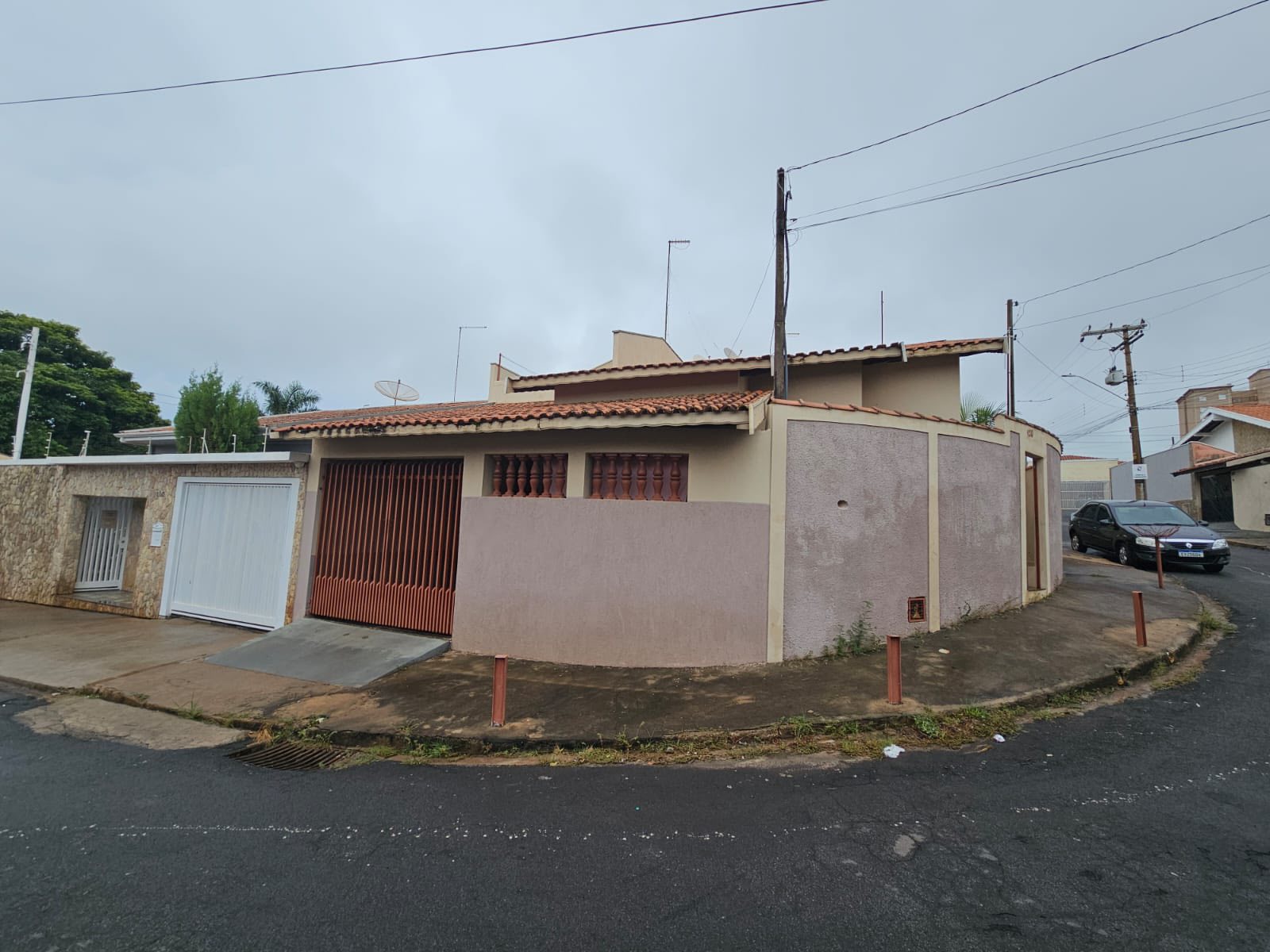 Casa Rua José Deperon Filho , n120- Vila Vertente