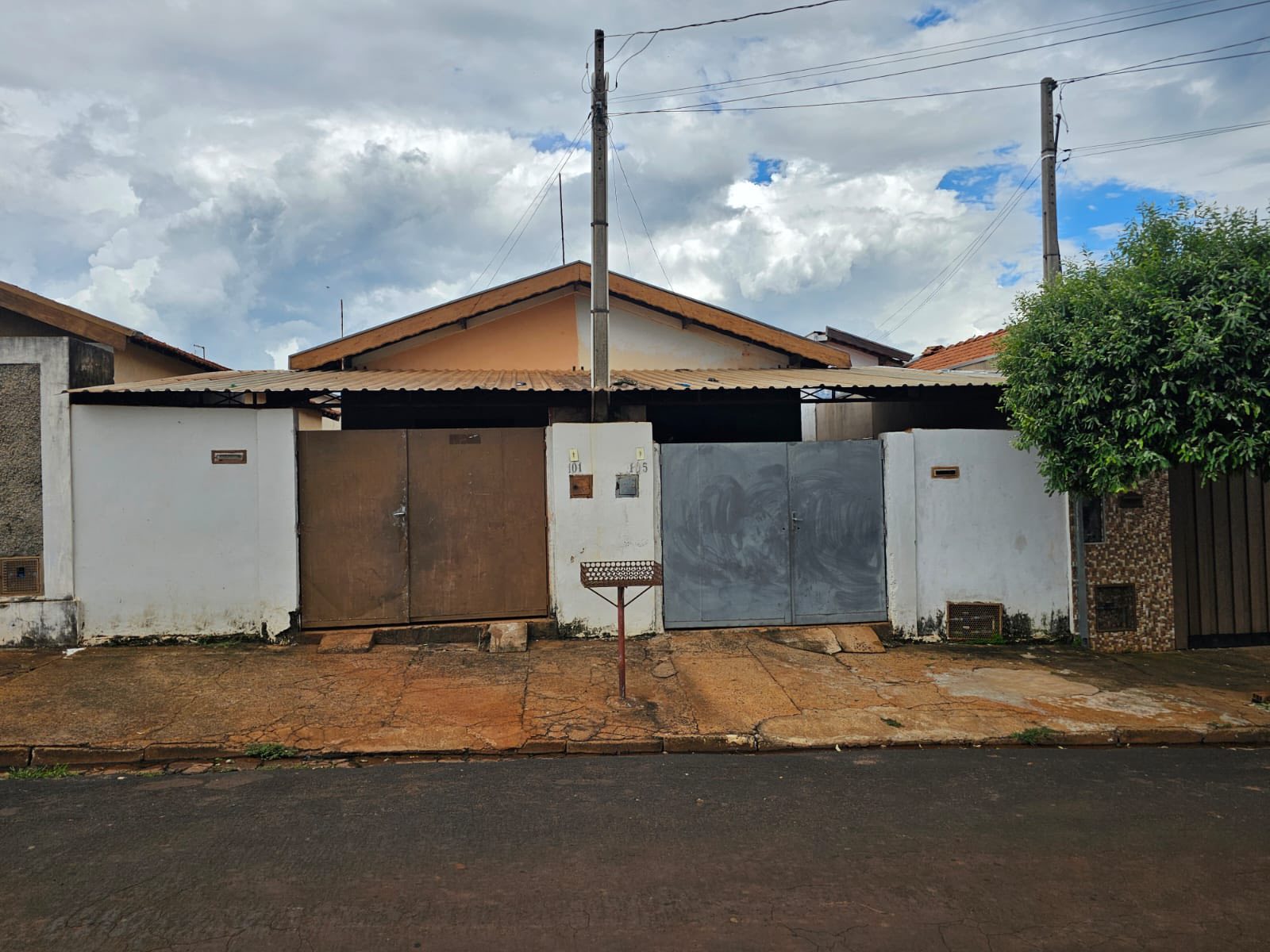 duas Casas Rua Luiz Silvestrini, n 101 e 105- Jardim Das Palmeiras