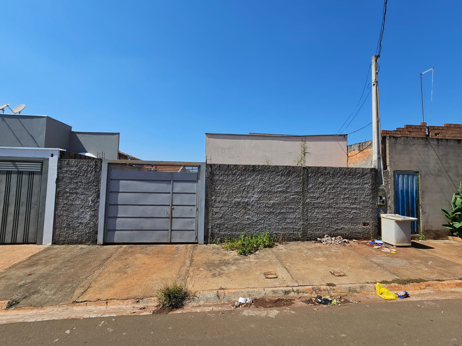 Casa na Rua José Galimberti , n 320 - Jardim Santa Clara