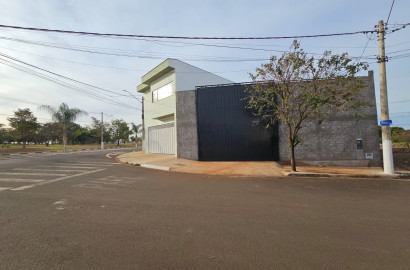 BARRACÃO COMERCIAL  EM CONSTRUÇÃO