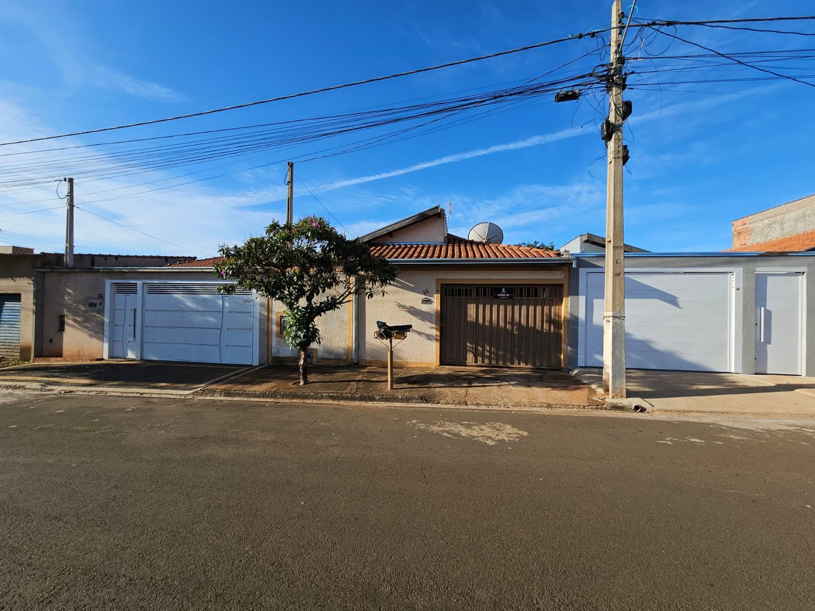 Casa na Rua Rio de Janeiro, n81- Parque Varotti