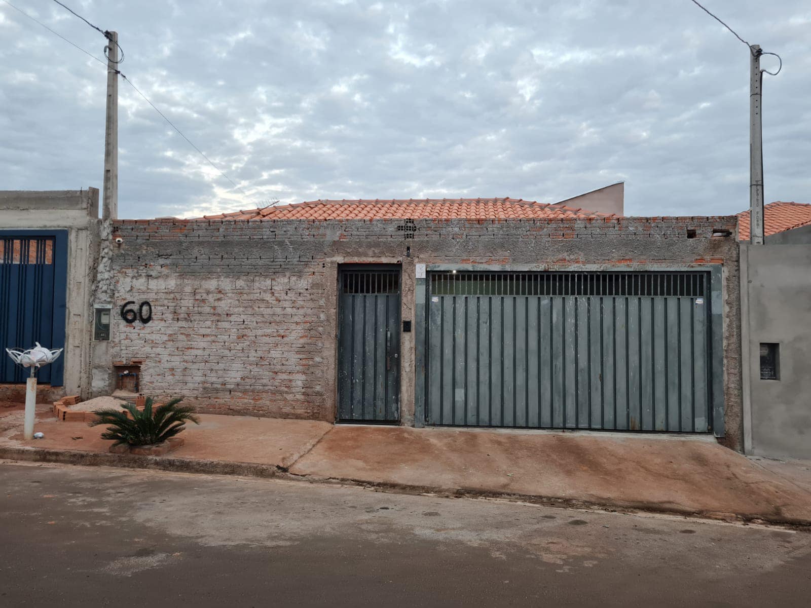 Casa na Rua Tocantins , n 60- Parque Varotti