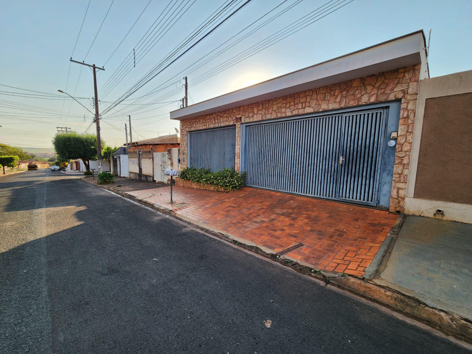 Casa Rua Albino Schiavon, n 112- Conjunto Habitacional Ada Dedini Ometto