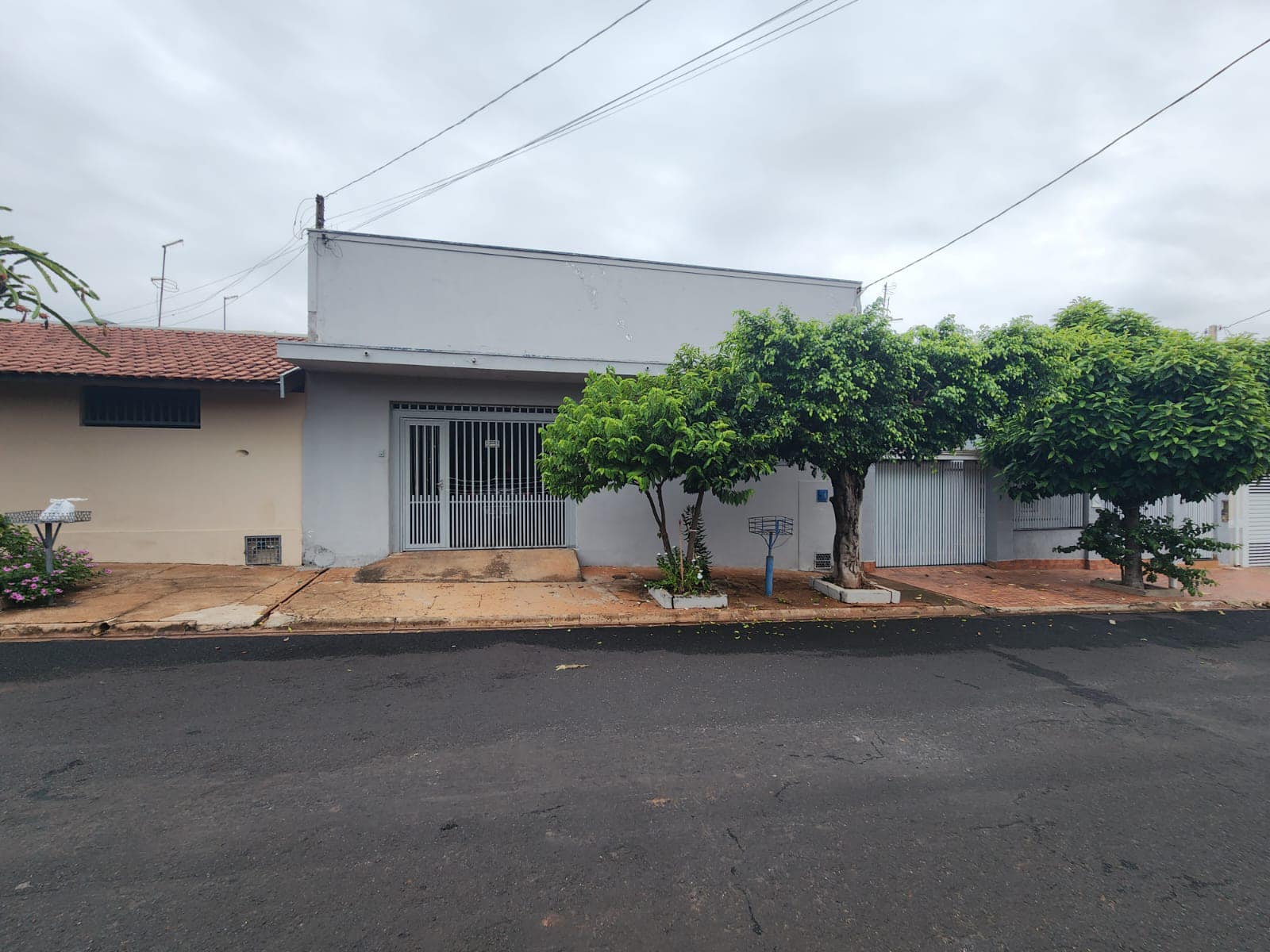 Sobrado Rua Augusto Lucatelli, n115- Conjunto Habitacional Ada Dedini Ometto