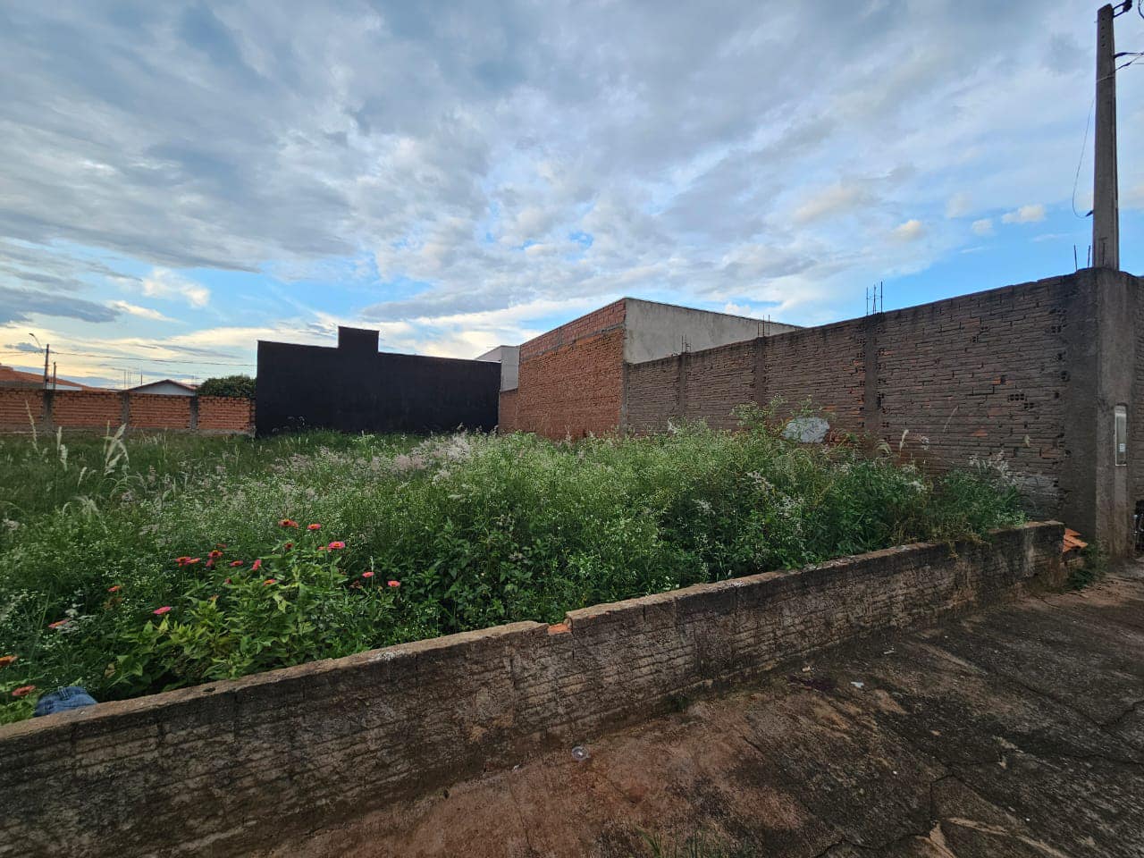 Terreno Rua Rio Grande do Norte, n 91, Lote 32 da quadra 23- Parque Varotti