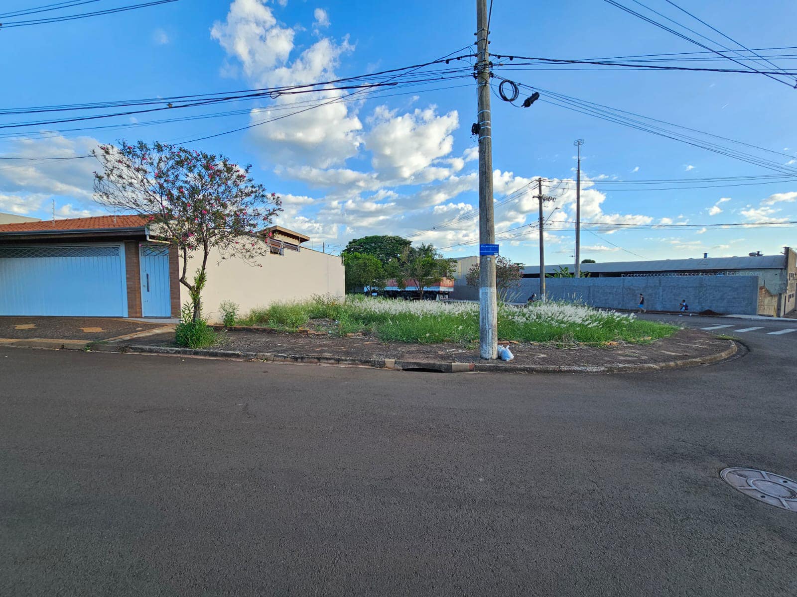 Terreno Rua Amazonas, n 40, Lote 01 da quadra 06- Parque Varotti