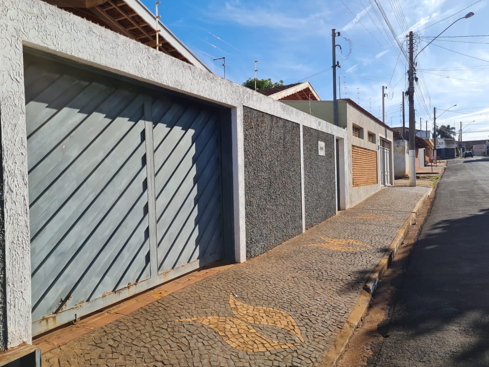 Casa Rua Das Graças , n 145- Vila Santa Therezinha