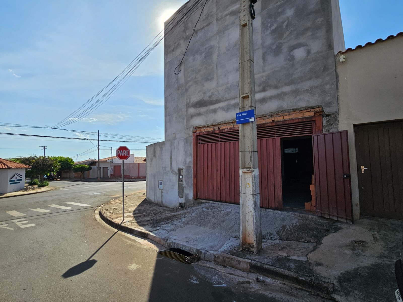 Sobrado Rua Piauí, n 31- Parque Varotti