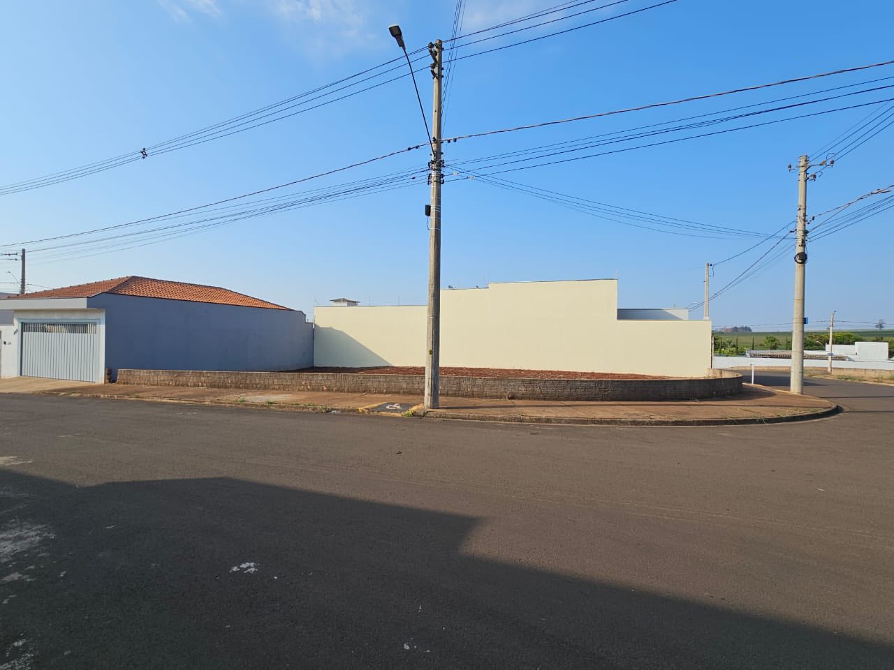 Terreno de Esquina - Jardim Milano