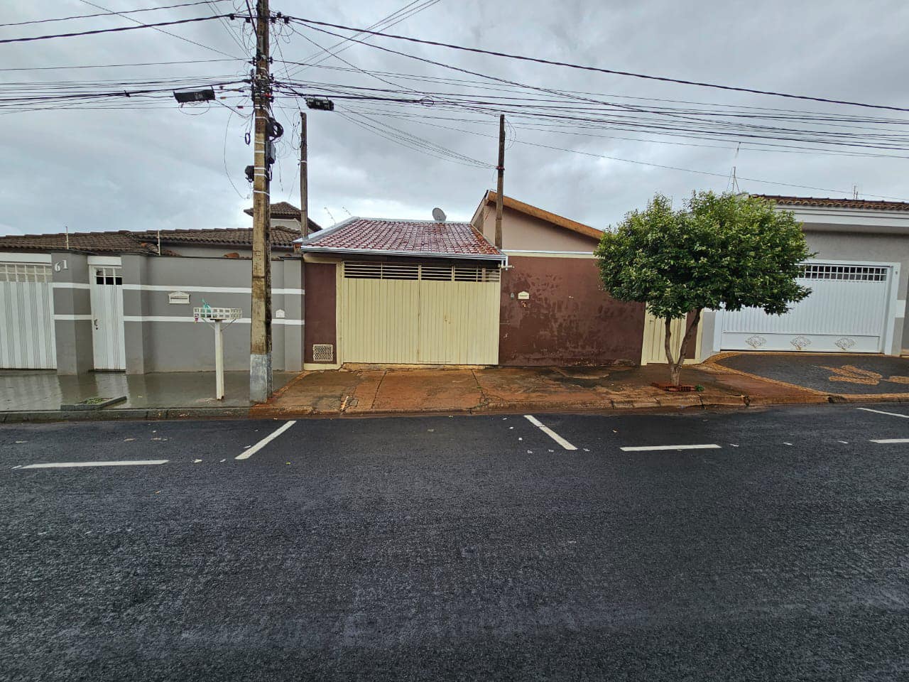 Casa Rua dos Cravos, n71- Jardim Bela Vista