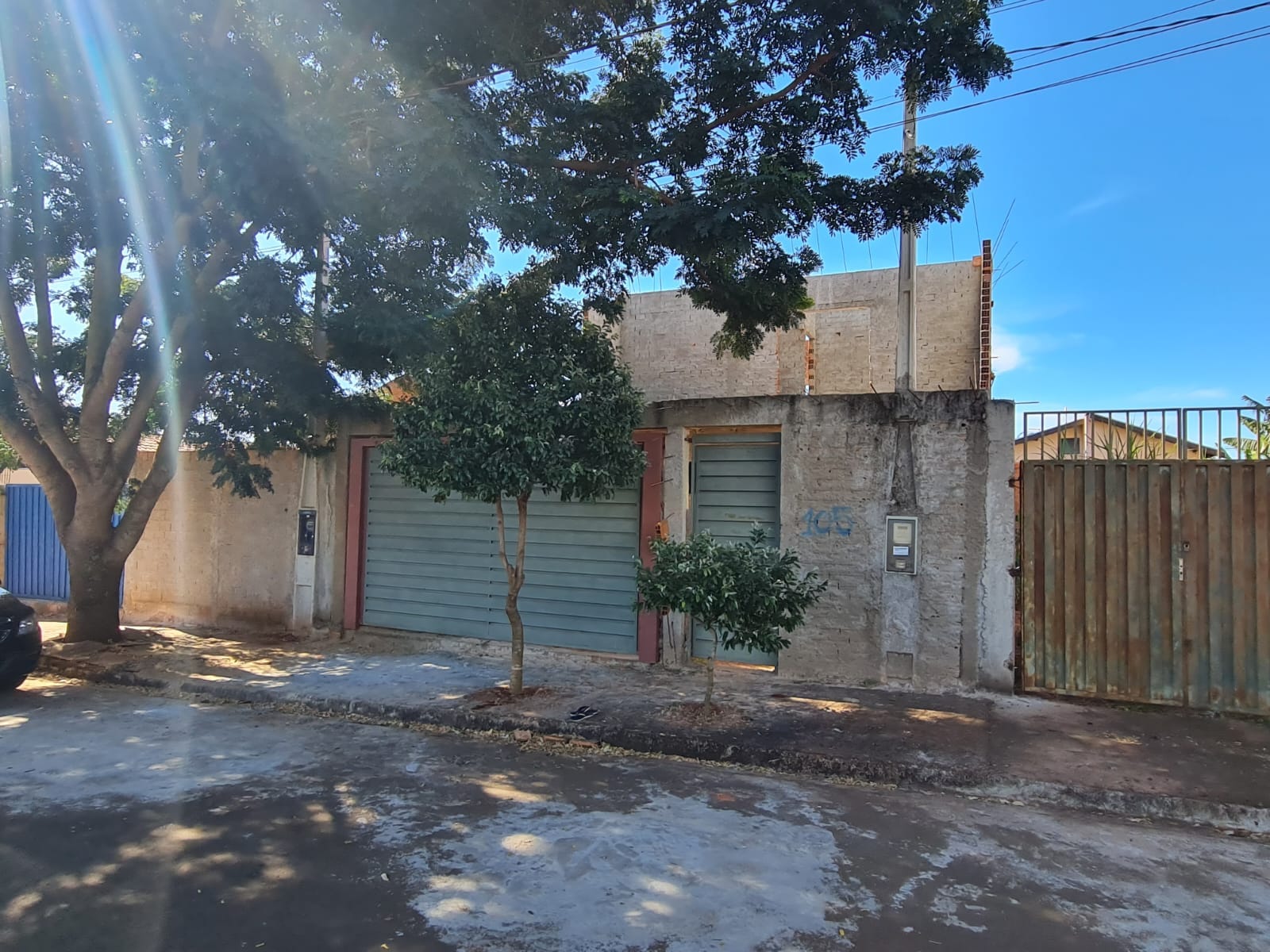 SOBRADO em Construção, na Rua Rio De Janeiro, n 105- Parque Varotti