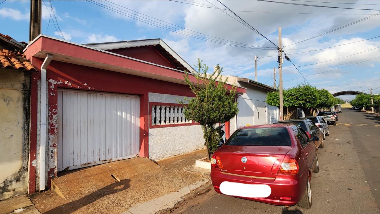 Duas Casas Rua Diamantino Mendes Ramos, n 160- Conjunto Habitacional Etore Marquezelli