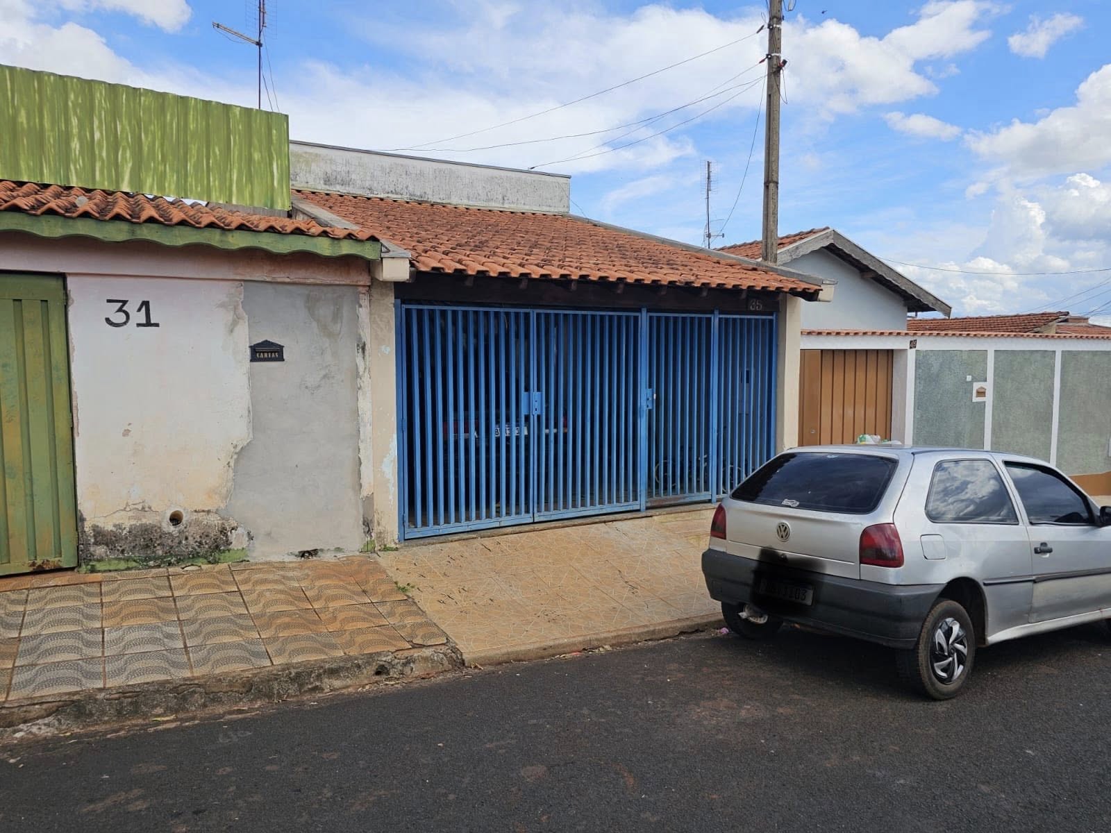 Casa Rua Natal Margutti, n 35- Jardim Santa Lúcia
