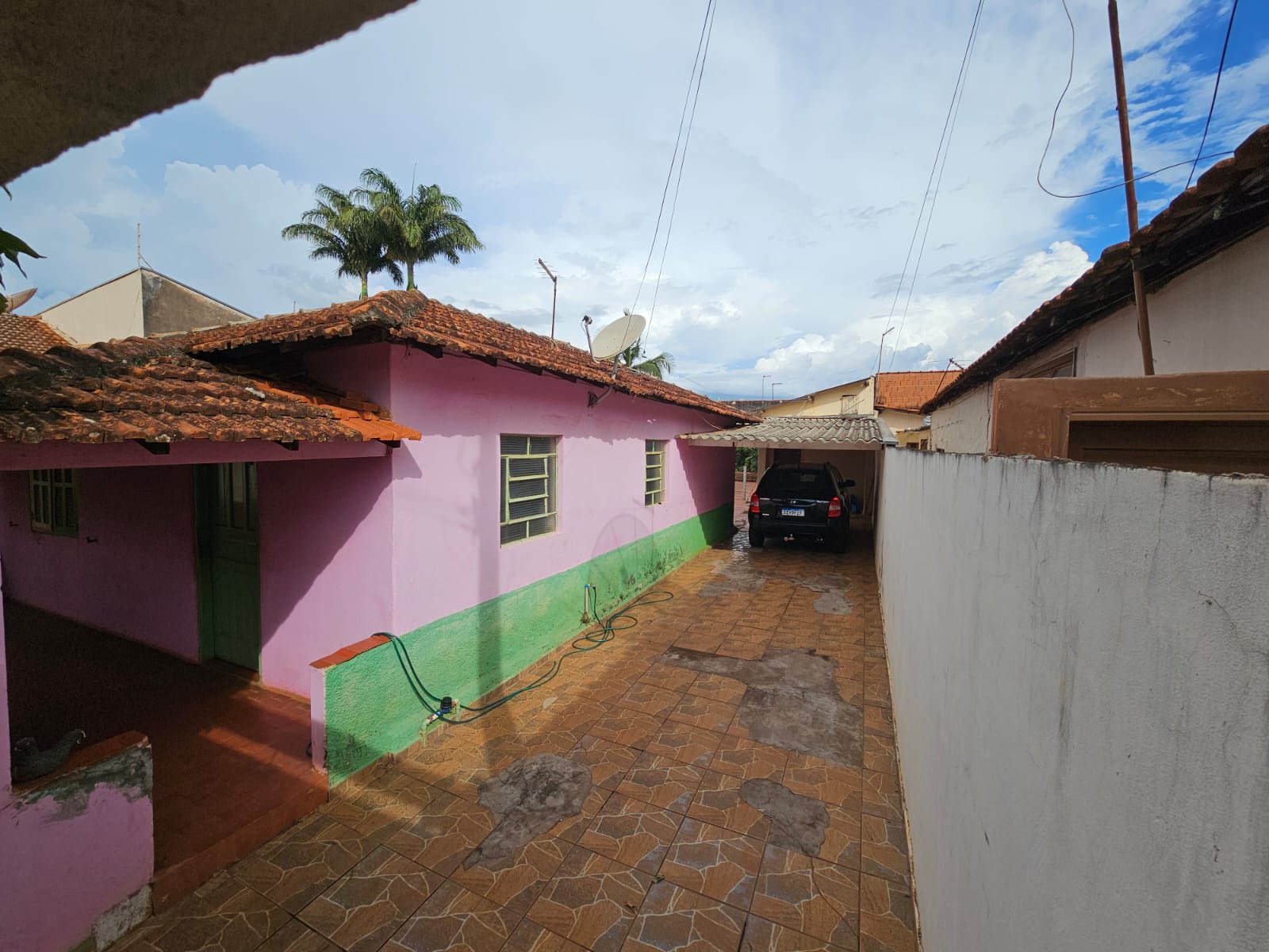 Duas casas Rua Floriano Peixoto, n 07- Jardim Brasil