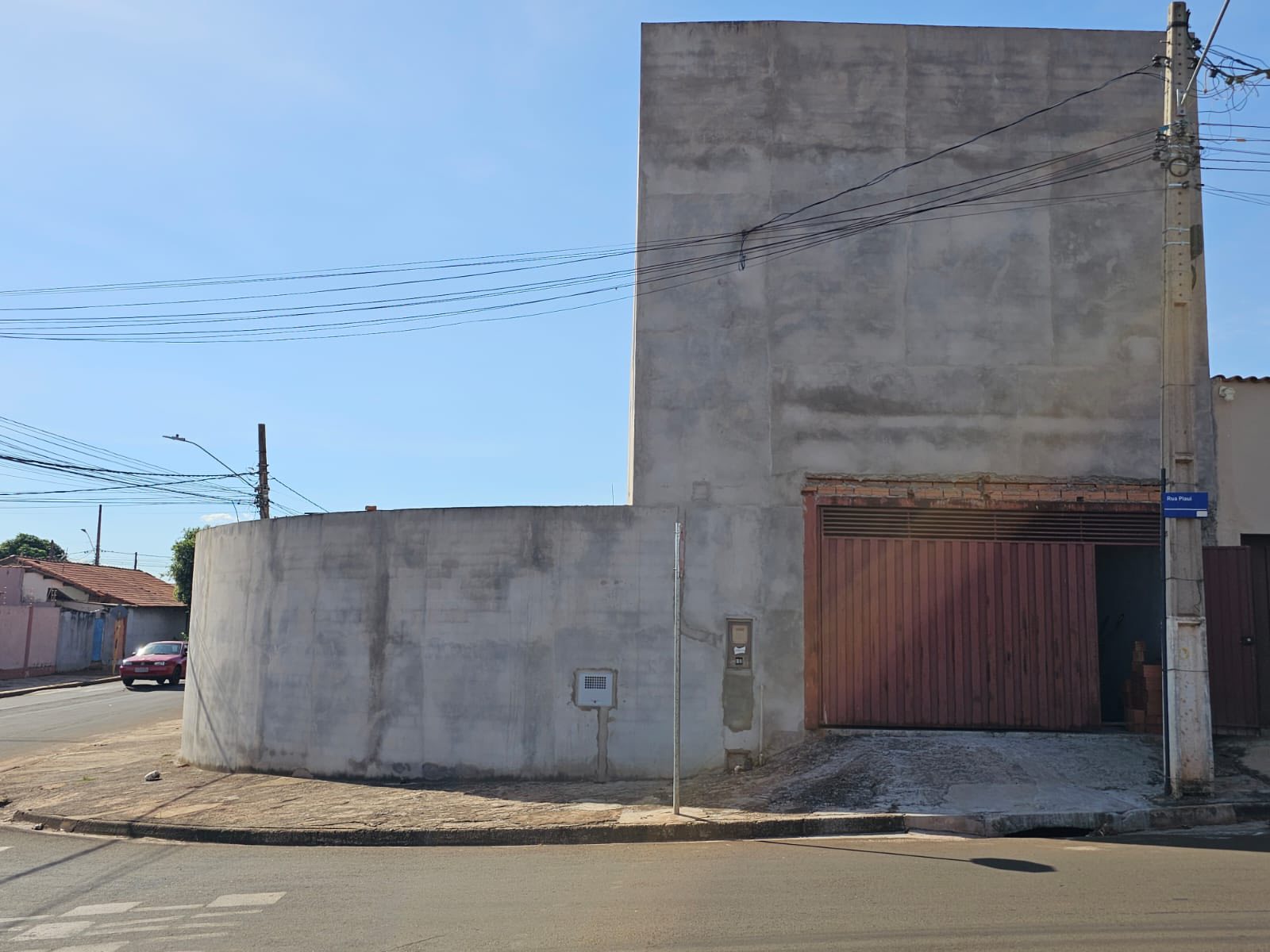 Sobrado Rua Piauí, n 31- Parque Varotti