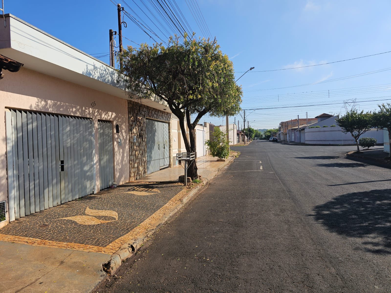 Casa  Rua Pedro Minello, n135- Jardim Santa Cecília