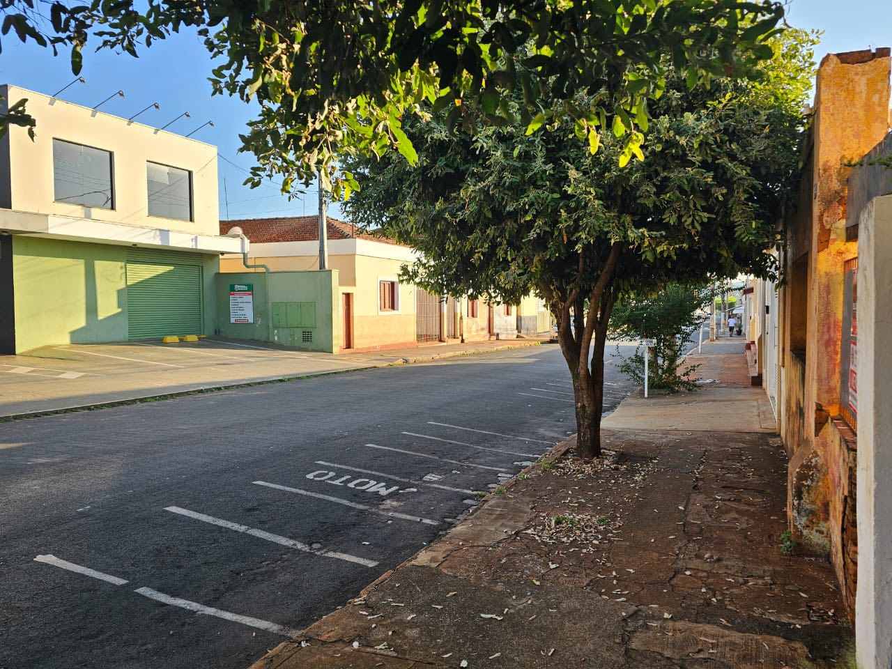 Terreno  Rua Treze de Maio, n 473- Centro/ EXCELENTE LOCALIZAÇÃO em frente ao Cim/ PoupaTempo