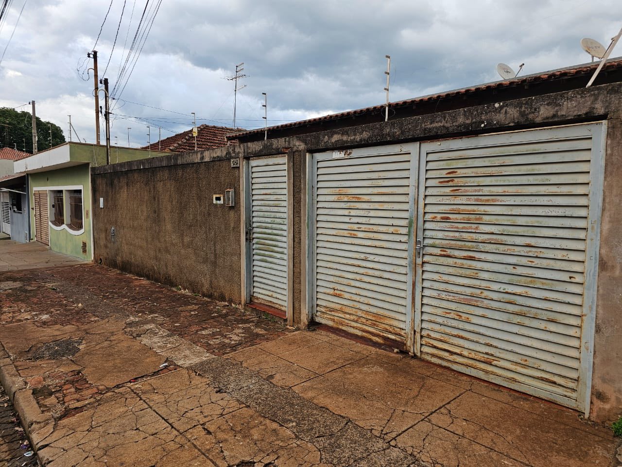 Casa Rua Monteiro de Barros, n 56- Centro Ótima Localização