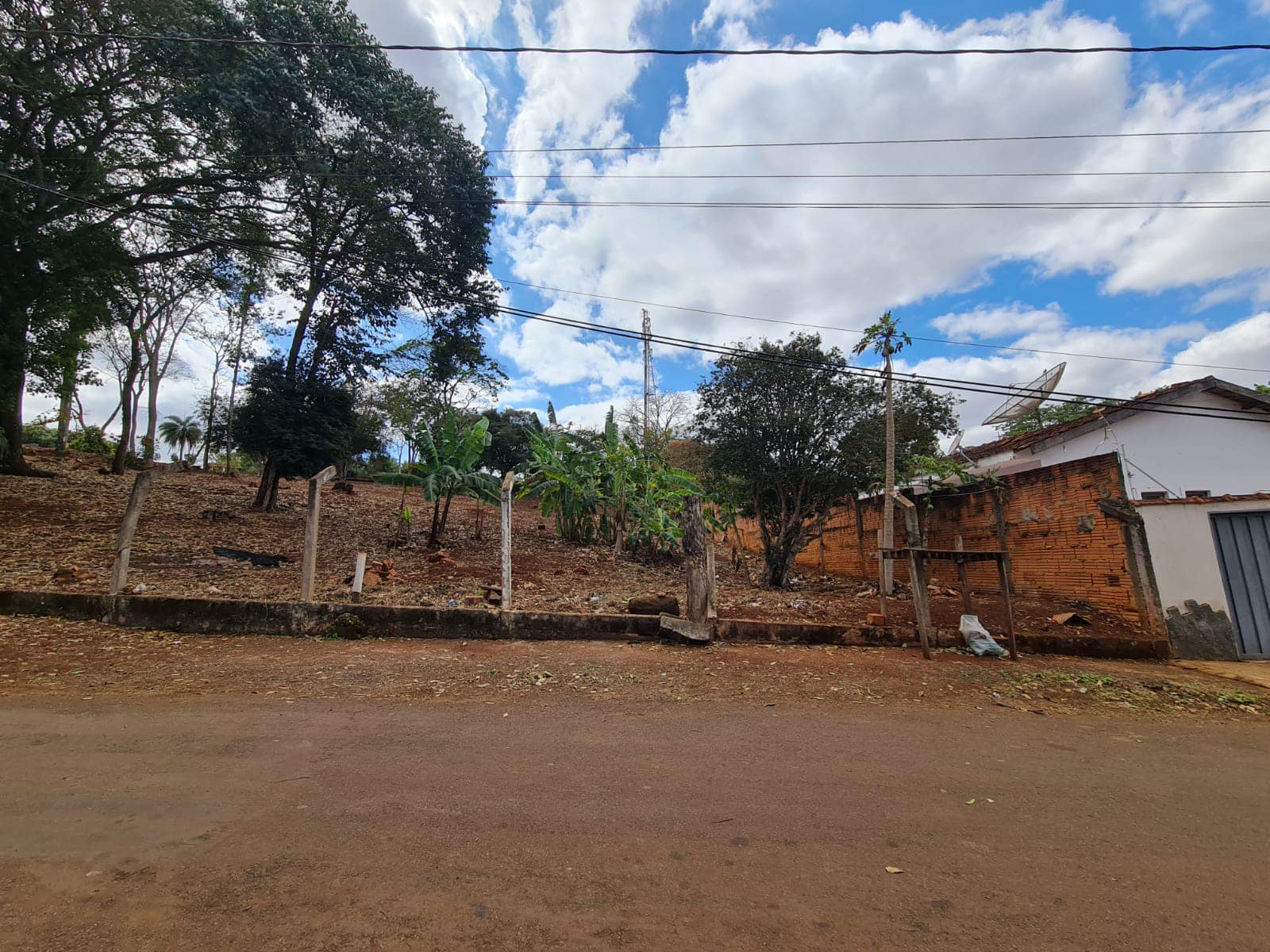 Terreno  na Cahoeira de Emas, Avenida Paulo Furlan/ Rua Moacyr Furlan