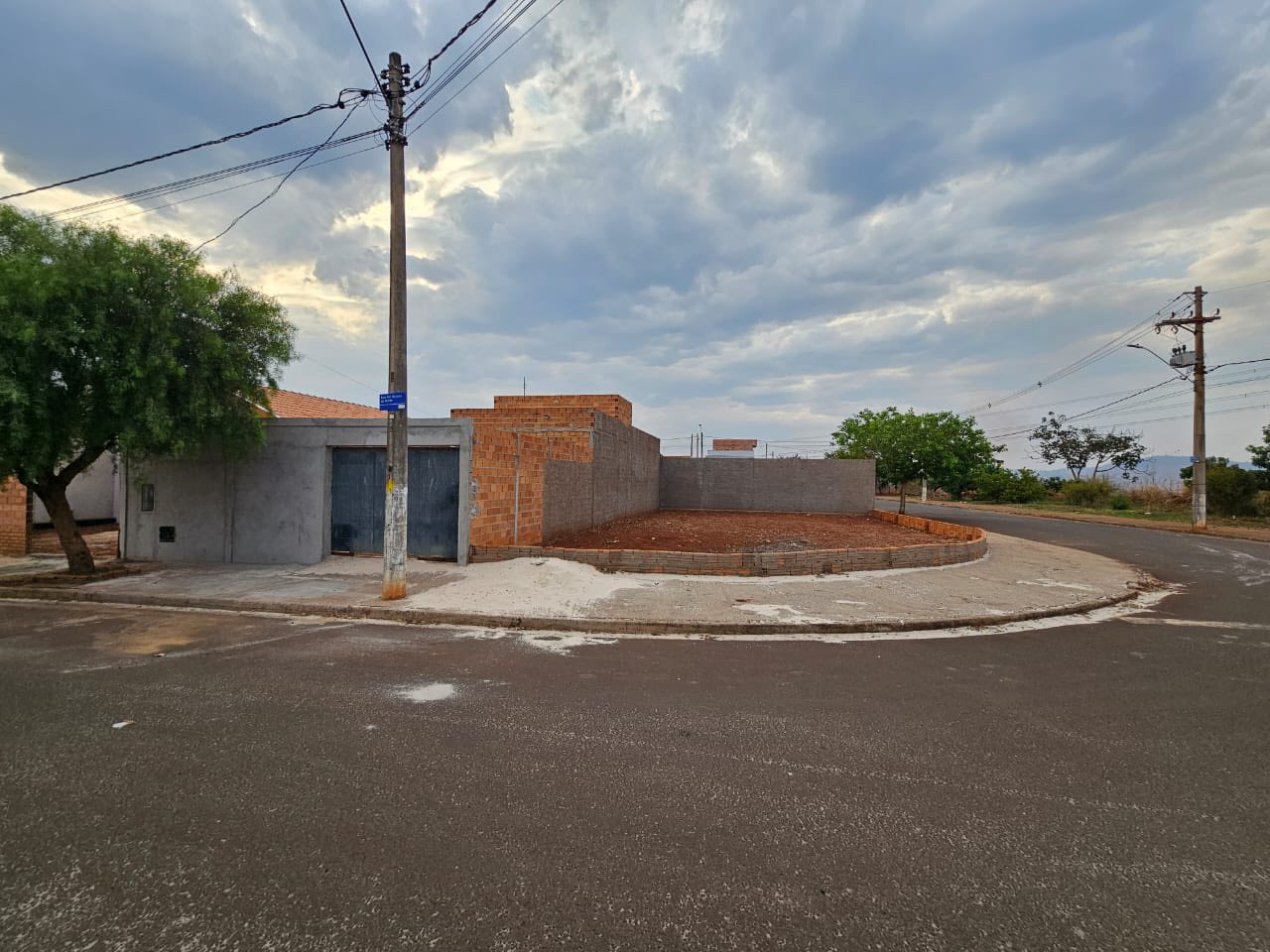 Terreno de Esquina Parque Varotti