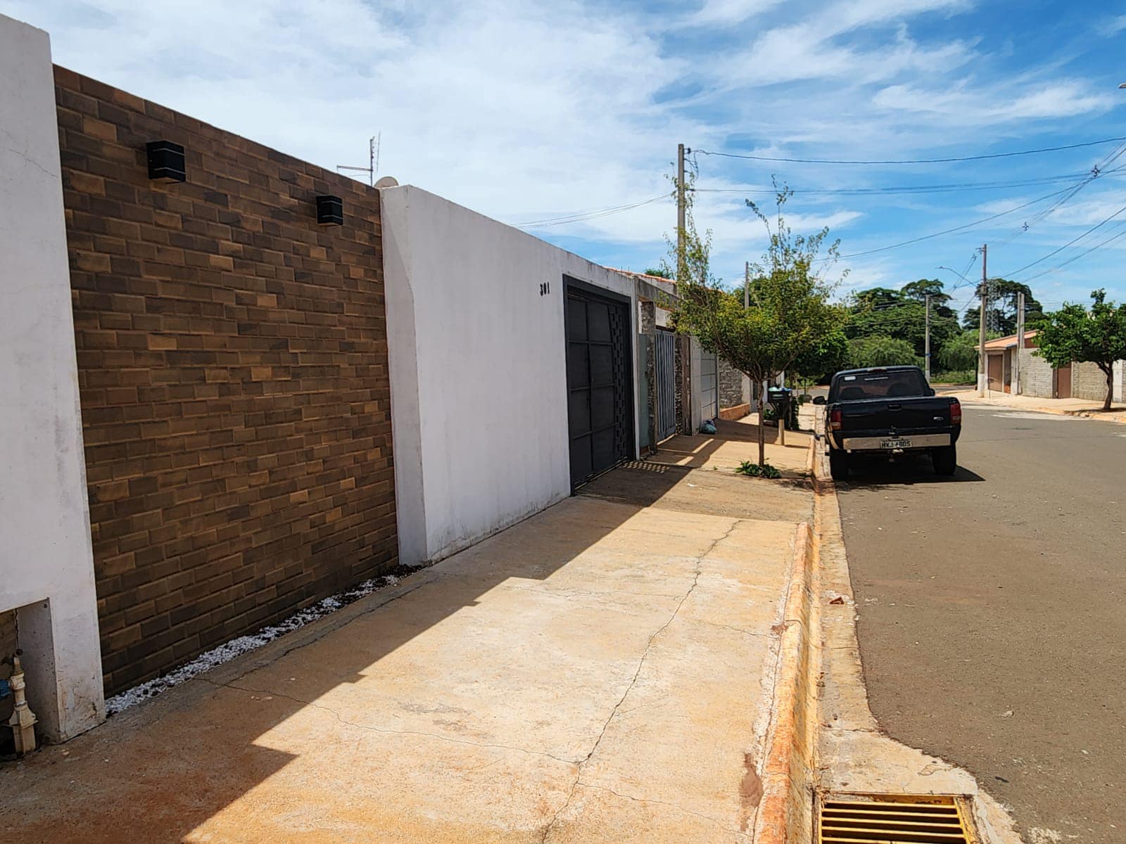 Casa Rua Maria de Lourdes Bortoloto, n301- Jardim Santa Clara