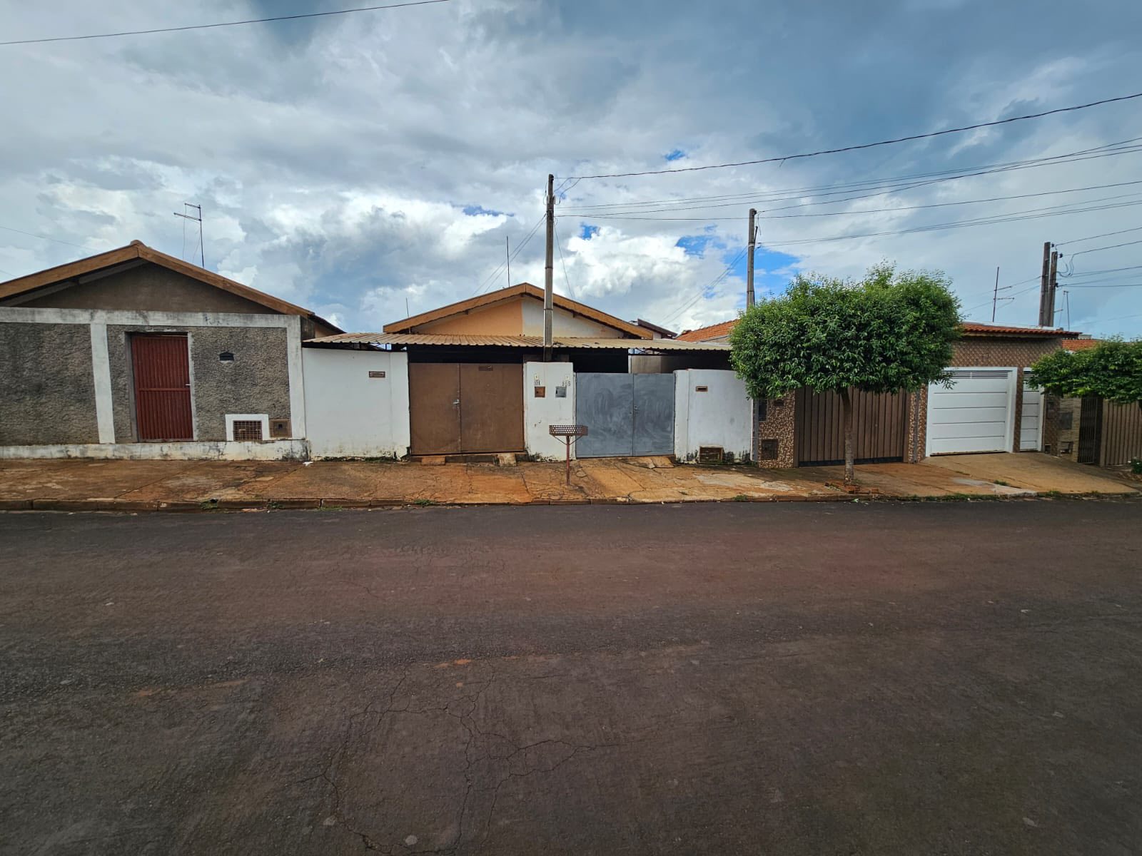 duas Casas Rua Luiz Silvestrini, n 101 e 105- Jardim Das Palmeiras