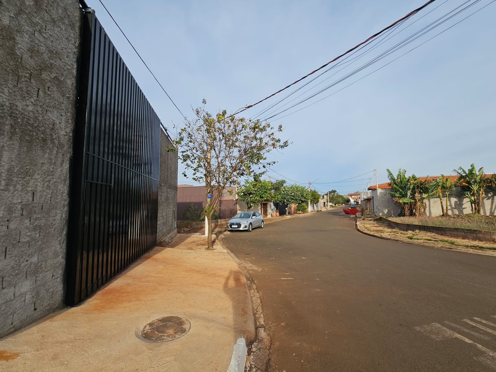 BARRACÃO COMERCIAL  EM CONSTRUÇÃO