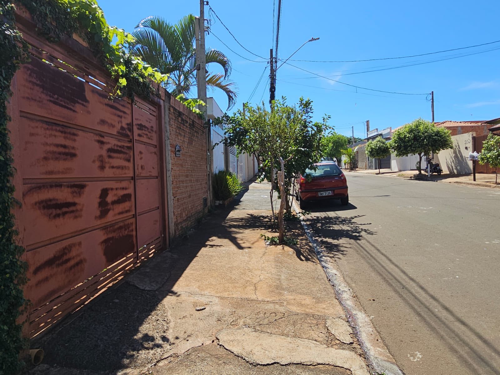 SOBRADO EM FASE DE ACABAMENTO FINAL  Rua Sergipe , n 285- Parque Varotti