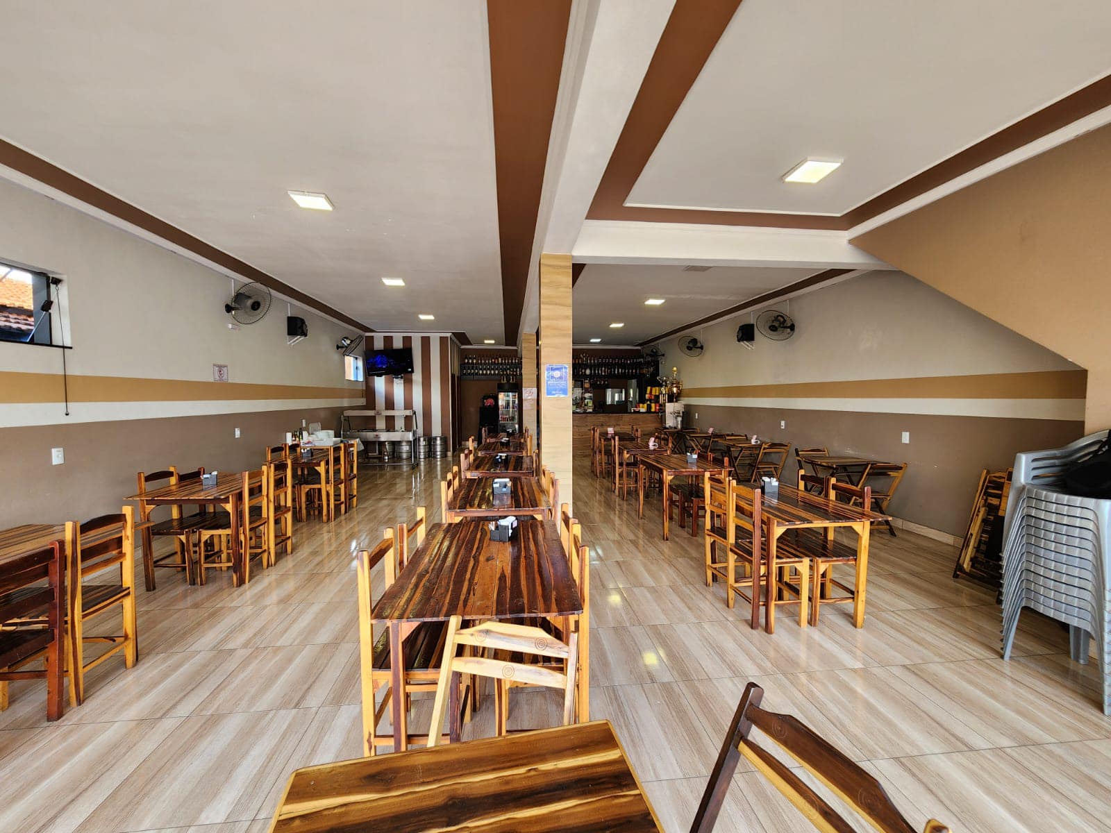 SOBRADO COMERCIAL E RESIDENCIAL, Rua Agostinho de Biase, n 546- Jardim Brasil