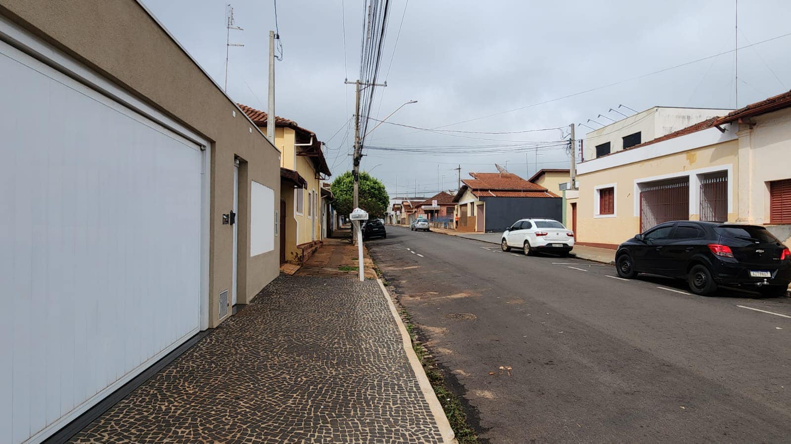Casa Rua Treze de Maio , n 443- Vila Bortone