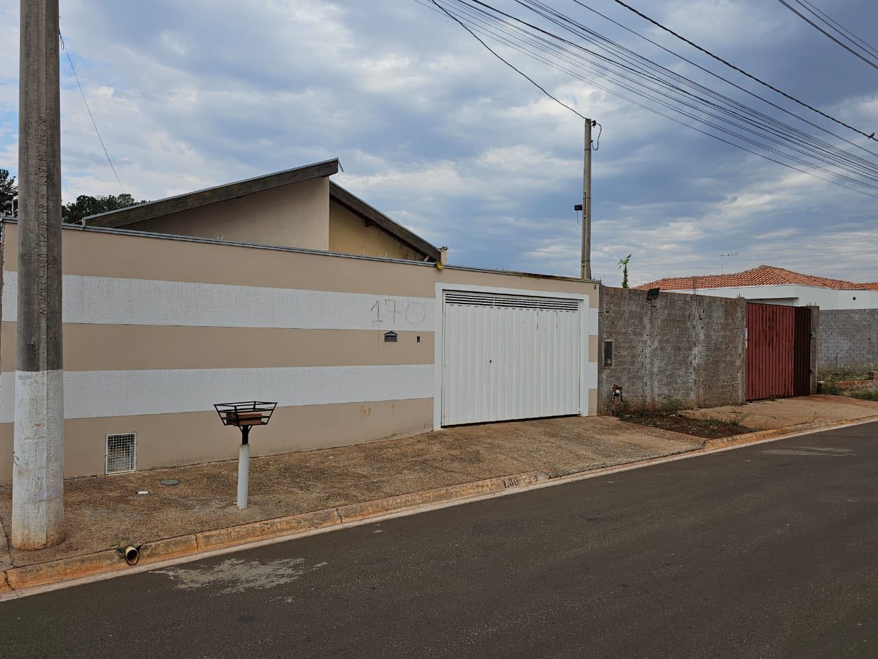 Casa Residencial- Jardim Santa Clara