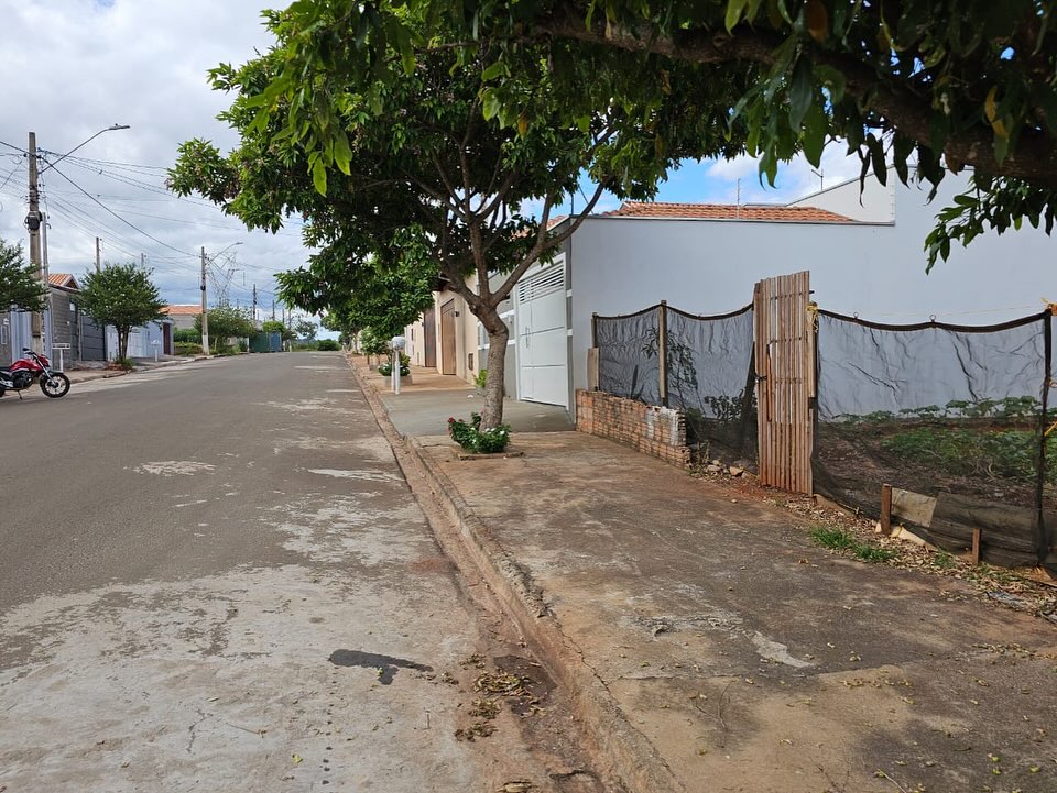Terreno Rua Ceará, n278, Lote 19 da quadra 11- Parque Varotti