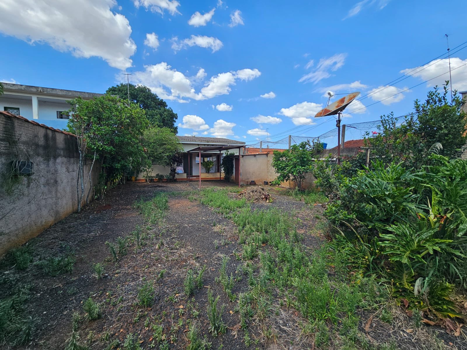 Casa  Rua João  Gaspar Letordi, n 222- Jardim Limoeiro, Cachoeira de Emas