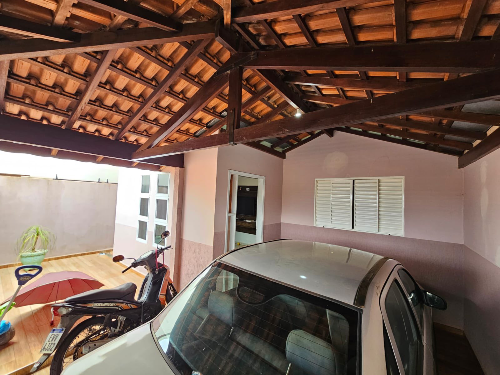 Casa Rua José Vieira Martins, n 19- Santa Luzia