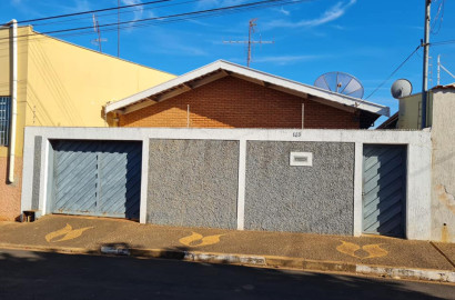 Casa Rua Das Graças , n 145- Vila Santa Therezinha