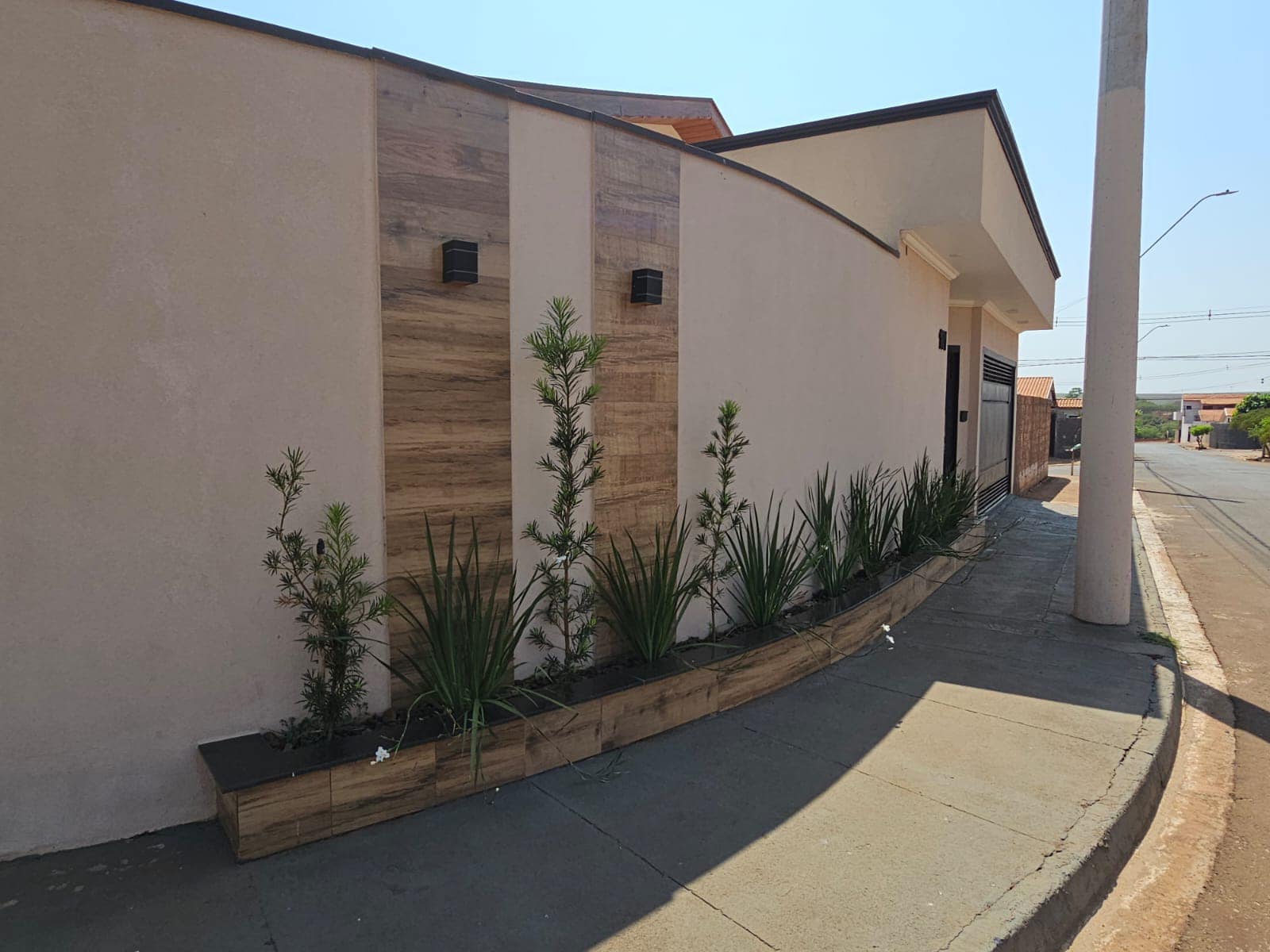 Casa Rua Édson Anivaldo Zanatta, n 101, Conjunto Habitacional Nino Deperon