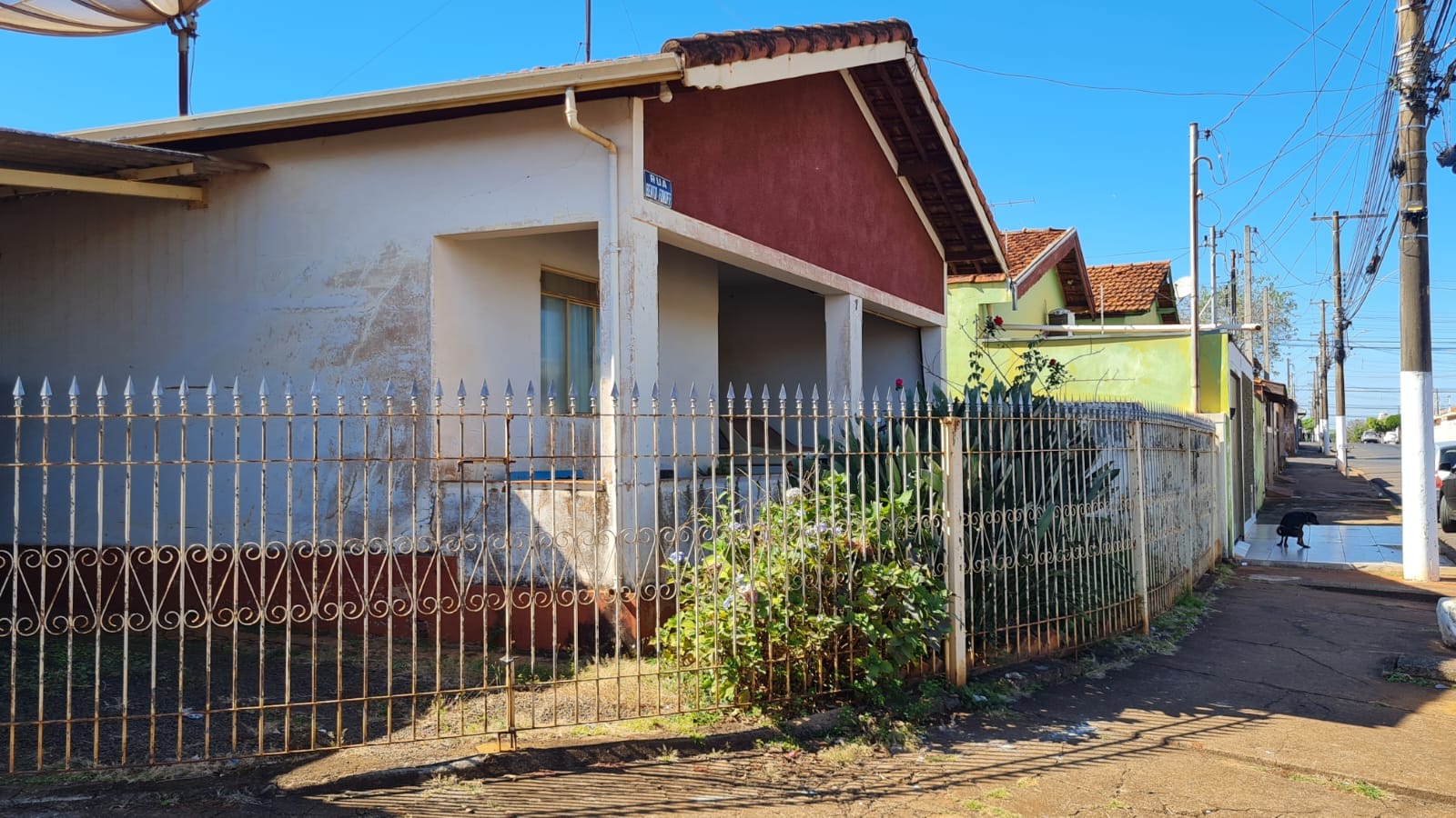 Casa Rua Bento Fonoff, n 07 - Jardim Das Palmeiras