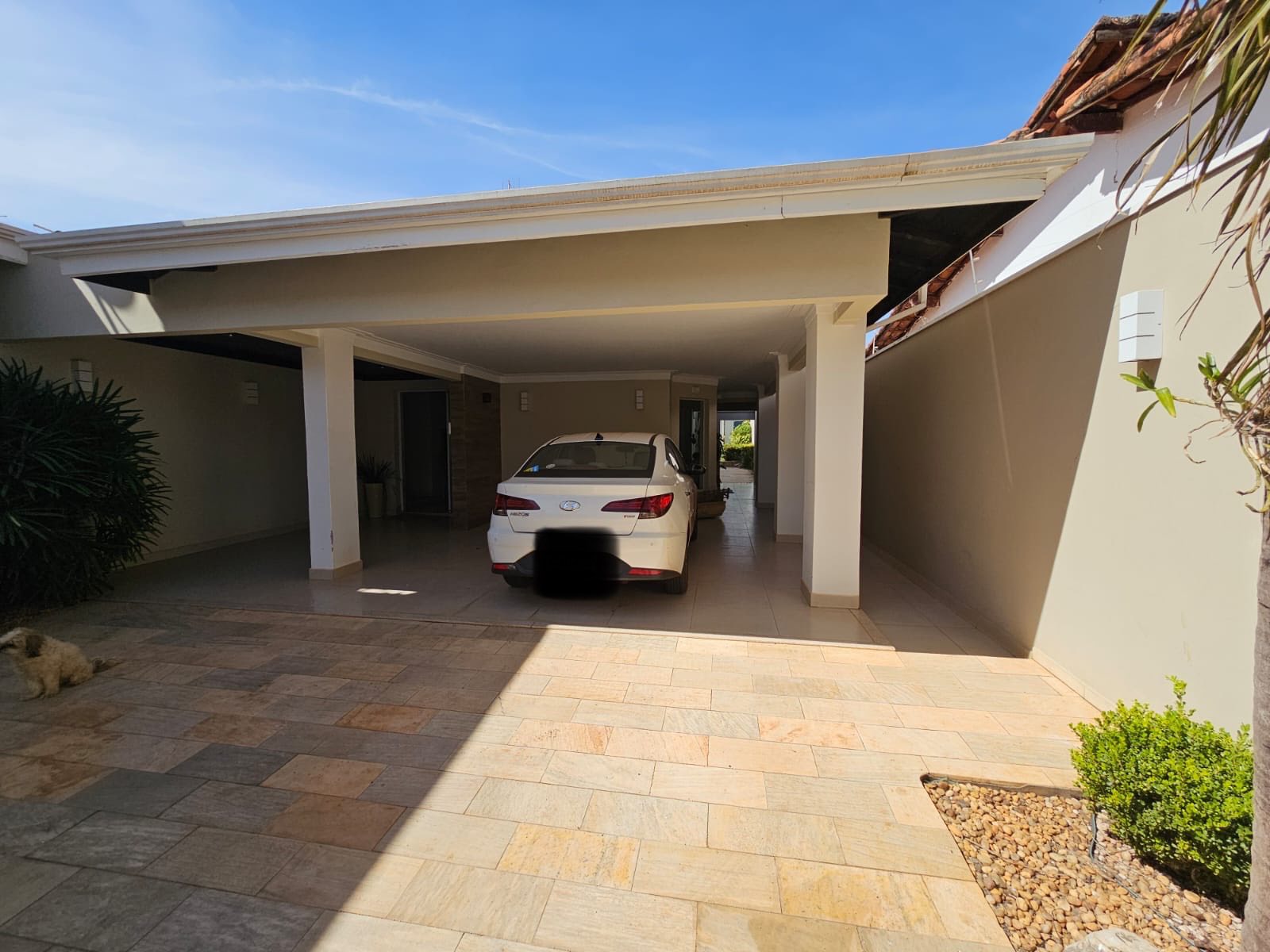 EXCELENTE CASA RESIDENCIAL COM COMÉRCIO - ÓTIMA LOCALIZAÇÃO - CENTRO