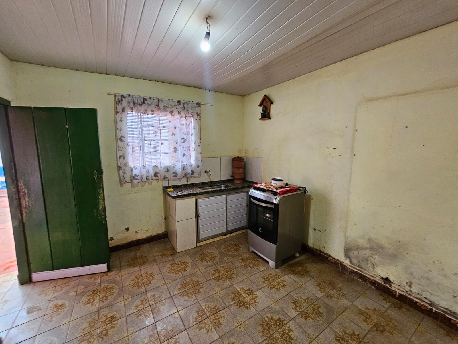 Duas casas Rua Floriano Peixoto, n 07- Jardim Brasil