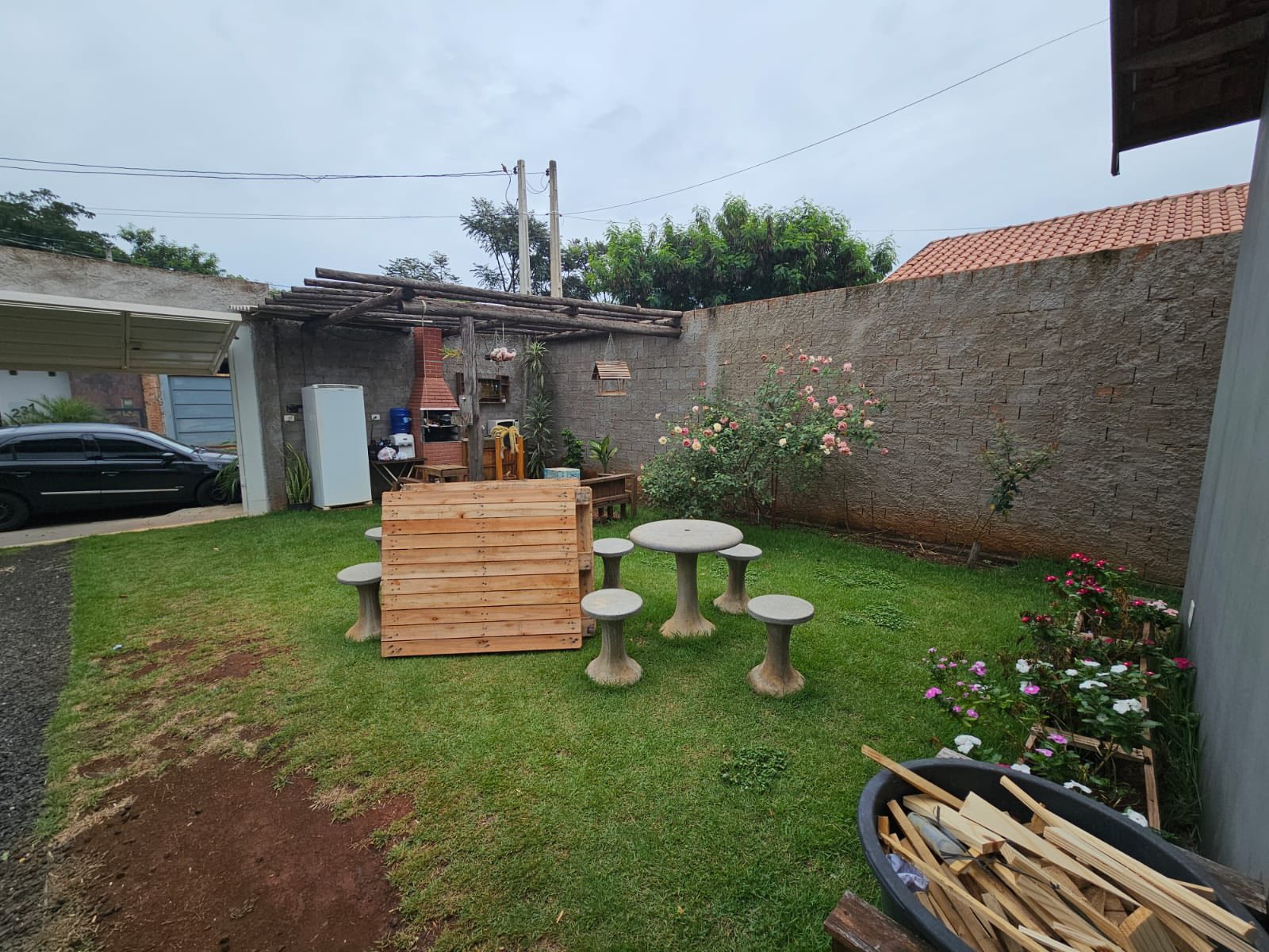 Rua Zenaide Ciccone Guimarães Mello, n 240- Jardim Santa Clara