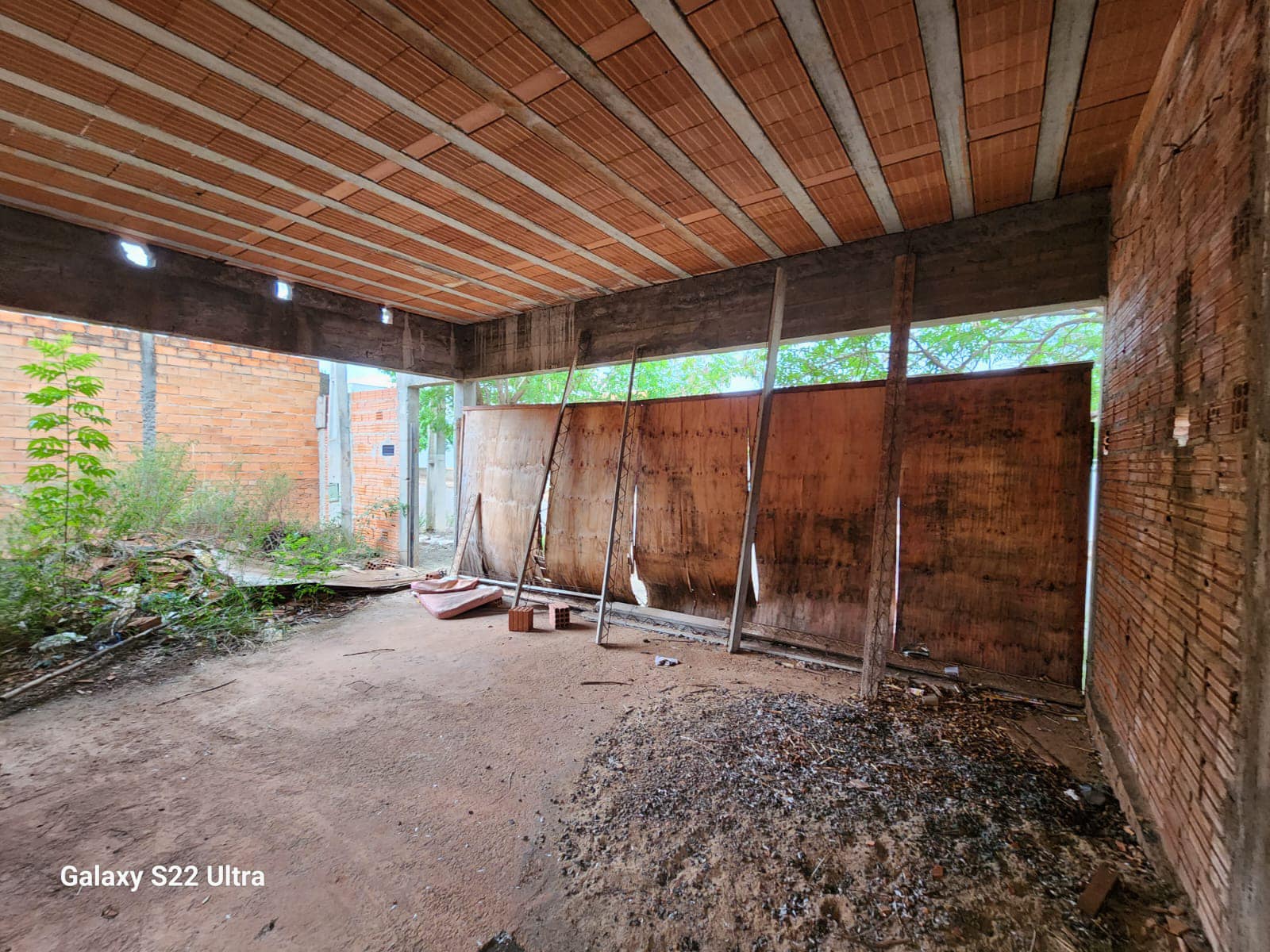 SOBRADO EM CONSTRUÇÃO, Rua Piauí, n121- Parque Varotti